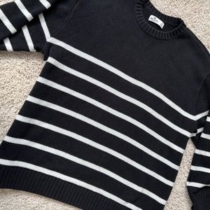 Hollister women's black and white stripe sweater Size M
